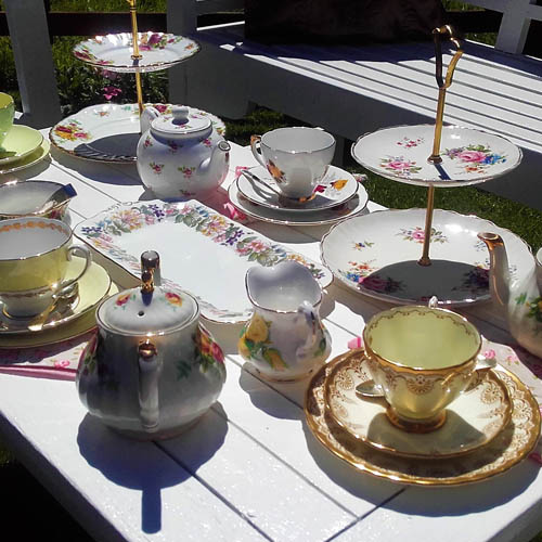 table set gallery image joyously vintage